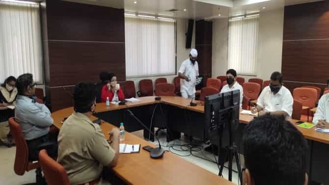 अवैध ज्वलनशील पदार्थांचा साठा करणाऱ्यांविरोधात महापौर अॅक्शन मोडमध्ये, धाडी टाकण्याचा इशारा