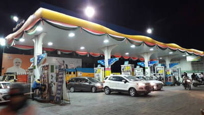 पेट्रोल पंपावरील मोदींचे बॅनर 72 तासांत हटवण्याचे निवडणूक आयोगाचे आदेश