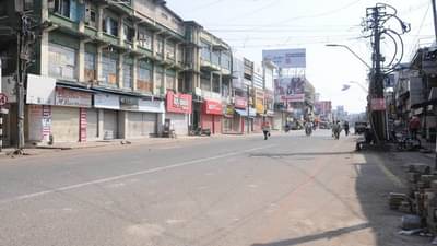 Nashik Lockdown update : नाशिकची लॉकडाऊनच्या दिशेने वाटचाल, नियम न पाळणारी दुकानं 6 महिन्यांसाठी बंद