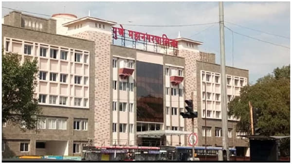 पुण्याच्या मोठमोठ्या सोसायटीत कोरोनाचा प्रकोप, दोन आठवड्यात 121 कन्टेन्मेंट झोन, लॉकडाऊनची टांगती तलवार?