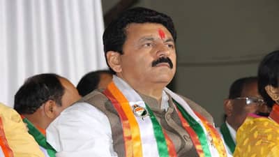 ..नाहीतर तुझा कार्यक्रम करेन, व्हायरल ऑडिओ क्लिपमुळे पिंपरी-चिंचवडचे माजी महापौर योगेश बहल अडचणीत