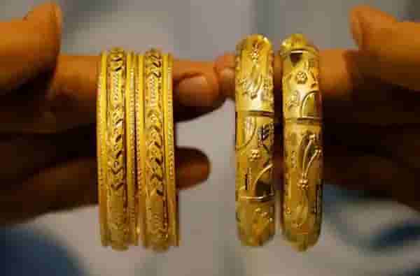 Gold Silver Latest Price: रुपयातील तेजीमुळे सोने आणि चांदी स्वस्त, पटापट तपासा 10 ग्रॅम सोन्याचा भाव