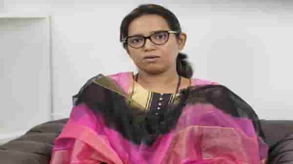 SSC, HSC Board Exam 2021 Postponed : दहावी बारावीच्या नव्या वेळापत्रकानुसार परीक्षा कधी सुरु होणार? वर्षा गायकवाड यांनी काय सांगितलं?