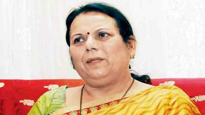 ‘अन्यायग्रस्त महिलांची मैत्रीण’ ते शिवसेनेची रणरागिणी, कोण आहेत नीलम गोऱ्हे?; वाचा सविस्तर