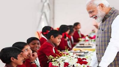 CBSE SSC EXAM : आईवडीलांच्या अपेक्षा पूर्ण कशा करायच्या? मोदी गुरुजींचा हा 1.57 सेकंदाचा व्हिडीओ सर्वांसाठी !