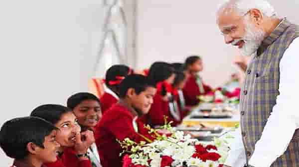 CBSE SSC EXAM : आईवडीलांच्या अपेक्षा पूर्ण कशा करायच्या? मोदी गुरुजींचा हा 1.57 सेकंदाचा व्हिडीओ सर्वांसाठी !