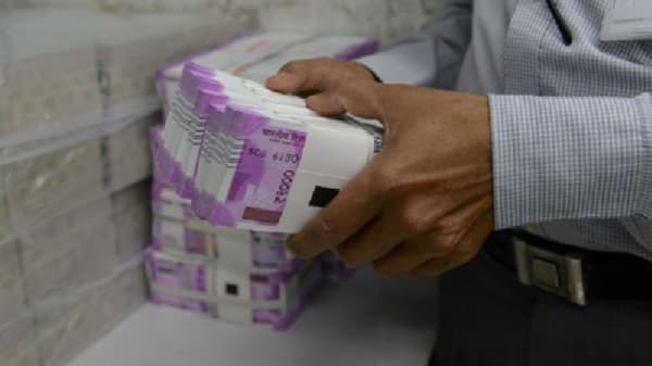Income Tax Raid : चेन्नईच्या सर्वांत मोठ्या ज्वेलर्स परिसरात छापेमारी, 1000 कोटींच्या अघोषित संपत्तीचा खुलासा?
