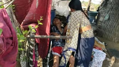 International Women’s Day 2021 | पतीचा अकस्मात मृत्यू, एका आईचा मुलाला जगवण्यासाठी संघर्ष, पाहा VIDEO!