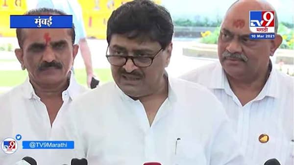 Ashok Chavan | भाजपने राज्यात आणि केंद्रात दुटप्पी भूमिका मांडू नये : अशोक चव्हाण