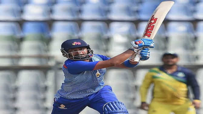 Vijay Hazare Trophy, Karnataka vs Mumbai, Semi Final | पृथ्वीचा झंझावात, कर्नाटकाला दणका, षटकारांचा पाऊस, चौथं शतक ठोकलं