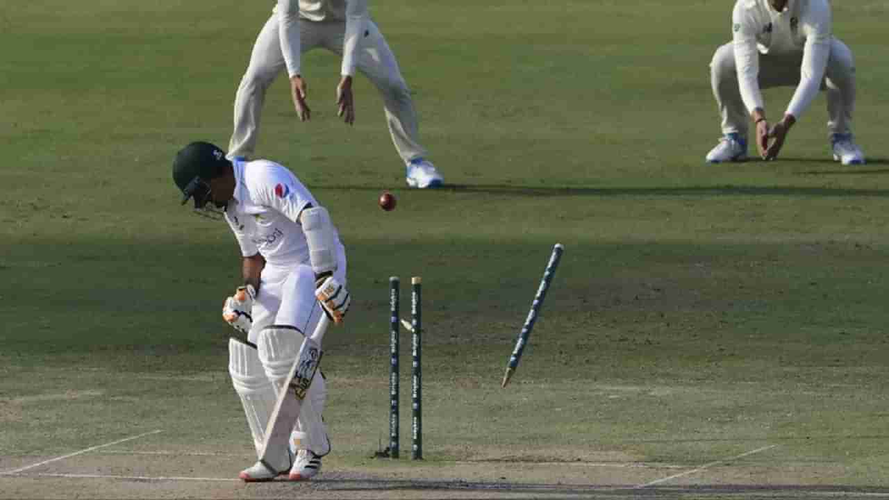 अवघ्या 10 धावात 8 विकेट्स, पाकिस्तानची घातक गोलंदाजी, सामन्याचा निकाल काय?