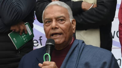 माजी केंद्रीय अर्थमंत्री यशवंत सिन्हा यांचा तृणमूलमध्ये प्रवेश; भाजपची डोकेदुखी वाढली