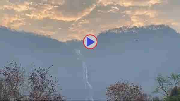 VIDEO | भारतातील हा धबधबा जगभरात प्रसिद्ध, डोळ्यांचं पारणे फेडणारं दृष्य, येथे एकदा नक्की जा...