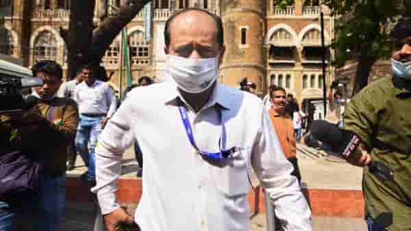 Breaking | अंबानी स्फोटक प्रकरणात सचिन वाझेंना अटक, वाझेंना घेऊन NIA ची टीम कोर्टात दाखल