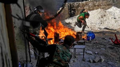 Photos : या देशात दर 8 तासाला एका निरपराधाचा मृत्यू, आतापर्यंत 3.87 लाख लोकांचं हत्याकांड, डोळ्यात पाणी आणणारं वास्तव