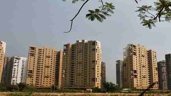 लॉकडाऊन इफेक्ट! पुण्यात घराच्या किंमती महागण्याची शक्यता, बांधकाम साहित्याच्या किंमती वाढल्या