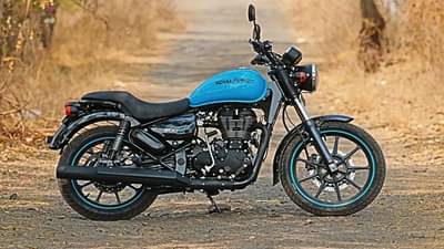 अवघ्या 85 हजारात खरेदी करा 2.13 लाखांची Royal Enfield Thunderbird 500