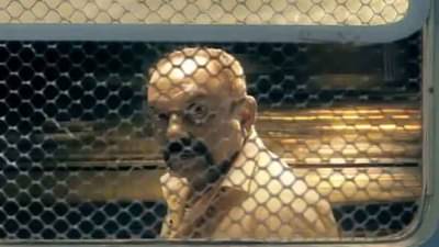 ‘अण्णा नाईक आहेत ते, परत येणारच’, मुंबईच्या लोकलमध्येही घुमला अण्णा नाईकांचा आवाज!