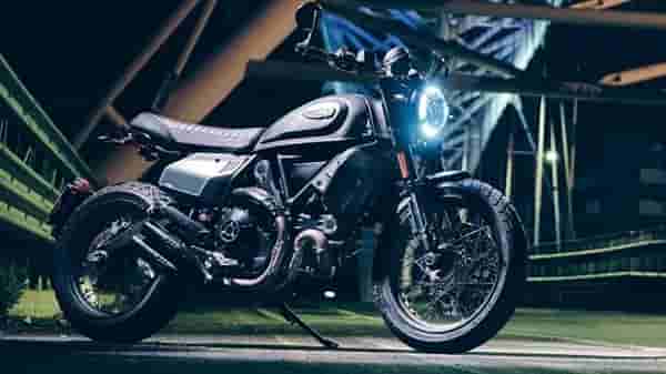 Ducati च्या दोन शानदार बाईक्स बाजारात, जाणून घ्या किंमत आणि फीचर्स