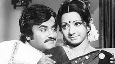 वयाच्या अवघ्या 13व्या वर्षी श्रीदेवीने साकारलेली ‘या’ दिग्गज अभिनेत्याच्या आईची भूमिका! वाचा काय होती कथा...