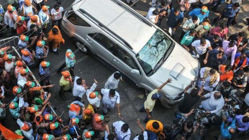 बंगालमध्ये भाजपची भाजपशीच लढाई; बाहेरच्यांना तिकीट दिल्याने कार्यकर्ते रस्त्यावर