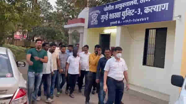 डोंबिवलीत लव्ह, सेक्स अँड धोका, बारमधील वेटरकडून बारबालेची हत्या