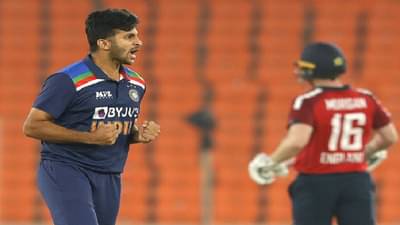 Shardul Thakur | इंग्लंड विरुद्धच्या टी 20 मालिकेत पालघर एक्सप्रेस सुस्साट, सलग 2 सामन्यात निर्णायक कामगिरी, पाहा शार्दुलची आकडेवारी