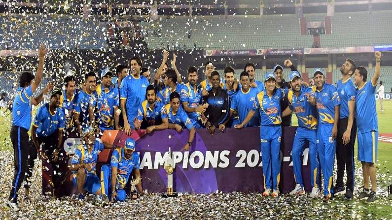 इंडिया लेजेंड्सने अंतिम सामन्यात श्रीलंका लेंजेड्सवर 14 धावांनी विजय मिळवला. यासह इंडिया लेजेंड्सने रोड सेफ्टी वर्ल्ड सीरीज टी 20 स्पर्धेचं विजेतेपद पटकावलं. 