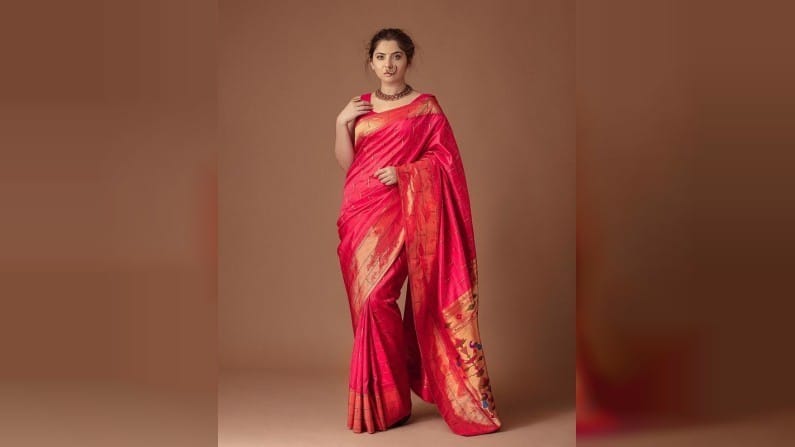 मागील वर्षी आपल्या वाढदिवसाच्या निम्मिताने सोनालीने आपल्या साखरपुड्याची बातमी चाहत्यांसोबत शेअर केली होती. कुणाल आणि सोनालीचा दुबईत साखरपुडा झाला होता. कुणाल मूळचा लंडनमधील असून तो दुबईत सिनिअर ऍडजस्टर म्हणून काम करतो. आता इतर कलाकारांसारखे सोनाली आणि कुणाल कधी लग्न करतात याकडे चाहत्यांचे लक्ष लागले आहे.