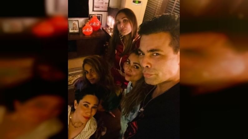 हे फोटो करण जोहरने त्याच्या इंस्टाग्राम स्टोरीवर शेअर केले होते. आता सोशल मीडियावरही हे फोटो खूप चर्चेत आहेत. याशिवाय मलायका अरोराने तिच्या इंस्टाग्राम स्टोरीवर देखील एक फोटो शेअर केला आहे, ज्यामध्ये ती पार्टीच्या वेळीच अर्जुन कपूर आणि करण जोहरसोबत पोज देताना दिसत आहे .