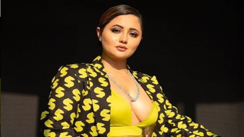 तर 2006 मध्ये रीलीज झालेल्या रावण या चित्रपटातून तिनं बॉलिवूडमध्ये पदार्पण केलं.