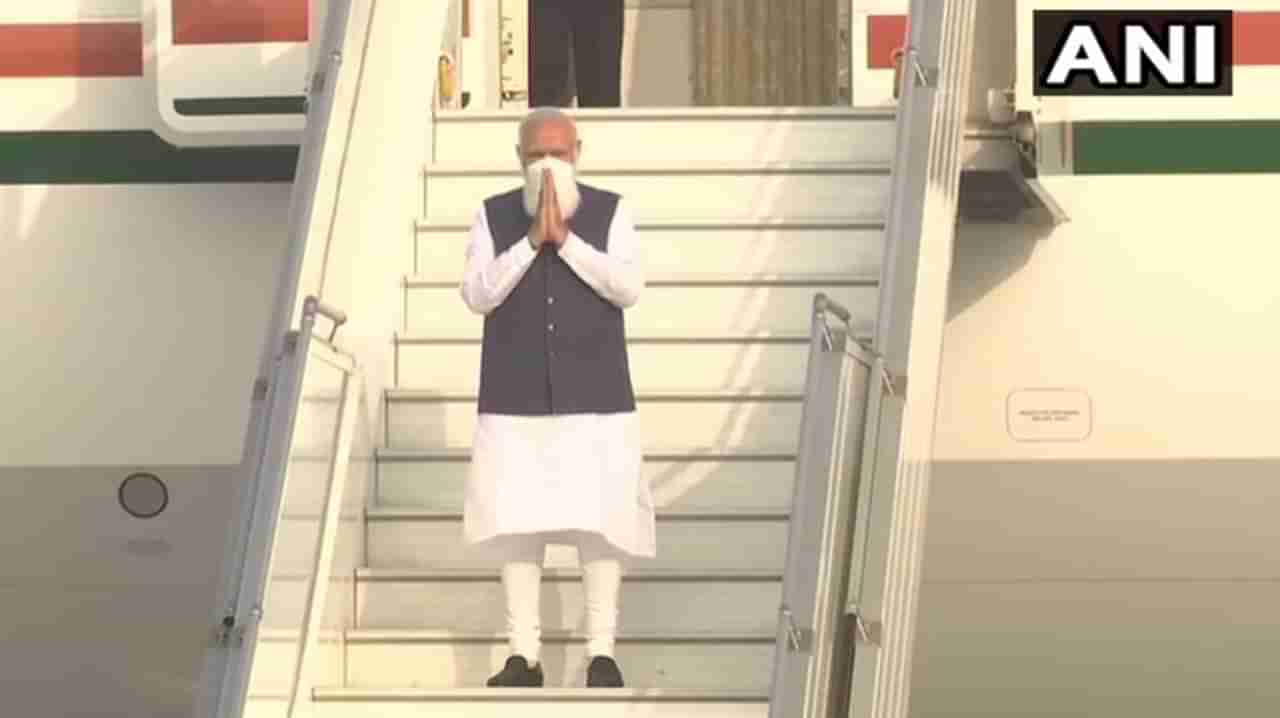 PM Modi Bangaladesh Visit : 497 दिवसानंतर मोदींचं विमान आकाशात झेपावलं, मोदी दोन दिवसीय बांगलादेश दौऱ्यावर