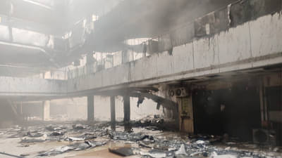 भांडूप मॉलमधील आग निष्काळजीपणातून, हॉस्पिटल प्रशासनाविरोधात गुन्हा दाखल करणार: हेमंत नगराळे