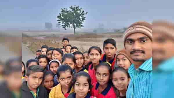 आधी लाचखोर शिक्षणाधिकाऱ्याला पकडून दिलं, आता त्याच शिक्षकावर जळगावात निलंबनाची कारवाई