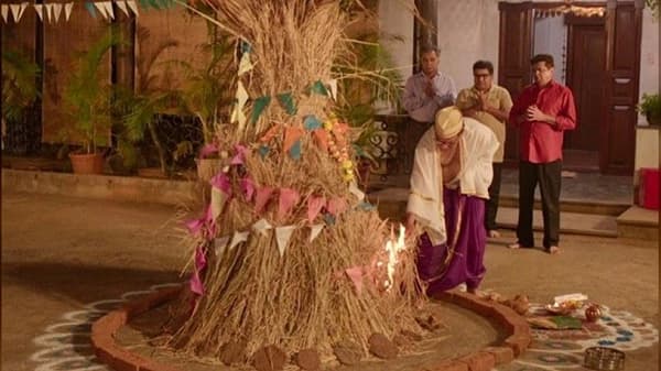 कुठलाही सण आला की तुमच्या लाडक्या मालिकांमध्ये तो सण मोठ्या उत्साहात साजरा केला जातो. आता लवकरच होळी आहे त्यामुळे आता सर्वत्र होळी स्पेशल कार्यक्रम पाहायला मिळत आहेत.