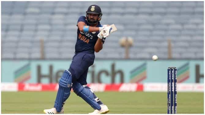हिटमॅन रोहित शर्माने इंग्लंडविरुद्ध टी ट्वेन्टीत केला होता रेकॉर्ड, किवी फलंजादाने महिनाभरही टिकू दिला नाही !
