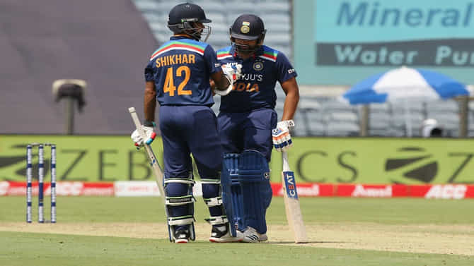 भारताची धडाकेबाज सुरुवात, पण अवघ्या 18 धावात तीन शिलेदार तंबूत, टीम इंडियावर दबाव वाढला
