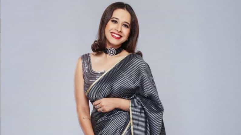आपल्या विनोदी व्यक्तीमत्वानं प्रेक्षकांची मनं जिंकणारी अभिनेत्री श्रेया बुगडे सध्या सोशल मीडियावर मोठ्या प्रमाणात सक्रिय असते.