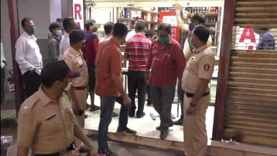 केडीएमसीचा तो निर्णय योग्यच! दारूच्या दुकानावर तळीरामांची गर्दी, कोरोना पसरविण्यास जबाबदार कोण?