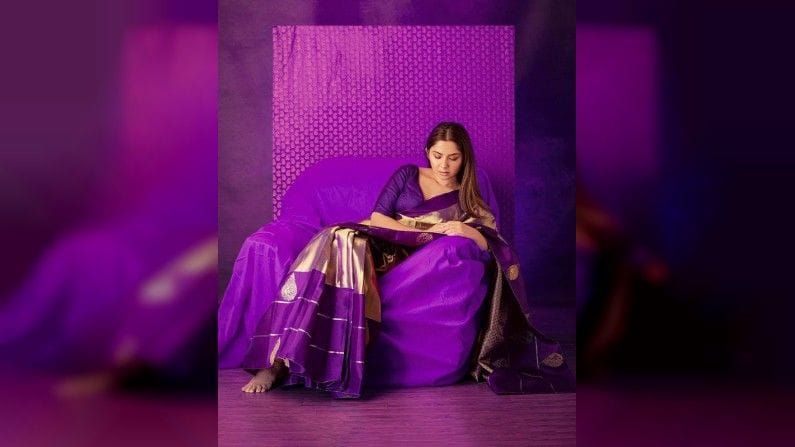 मागील वर्षी आपल्या वाढदिवसाच्या निम्मिताने सोनालीने आपल्या साखरपुड्याची बातमी चाहत्यांसोबत शेअर केली होती. कुणाल आणि सोनालीचा दुबईत साखरपुडा झाला होता. कुणाल मूळचा लंडनमधील असून तो दुबईत सिनिअर ऍडजस्टर म्हणून काम करतो. आता इतर कलाकारांसारखे सोनाली आणि कुणाल कधी लग्न करतात याकडे चाहत्यांचे लक्ष लागले आहे.