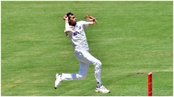Navdeep Saini IPL 2021 RCB Team Player : पुन्हा एकदा आयपीएल गाजवण्यासाठी नवदीप सैनी सज्ज