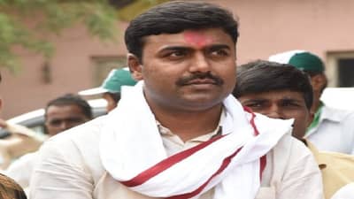 Rajesh Vitekar | बलात्काराचा आरोप झालेले राष्ट्रवादीचे नेते राजेश विटेकर कोण आहेत?