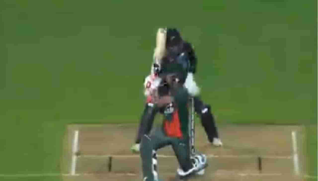 Video : न्यूझीलंडच्या विकेट कीपरची चलाख स्टम्पिंग, क्रिकेट फॅन्सला धोनीची आठवण, एकदा व्हिडीओ पाहाच...
