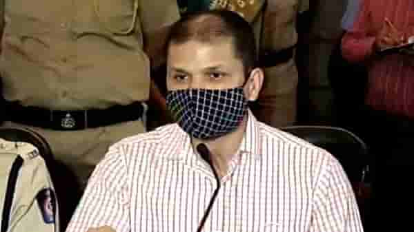 Pune lockdown update : मोठी बातमी : पुण्यात अंशत: लॉकडाऊन, 7 दिवसांसाठी बस, हॉटेल, धार्मिक स्थळं बंद