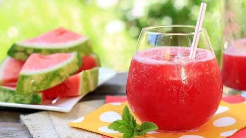 Summer Drink | शरीराला ऊर्जा देण्याबरोबरच अनेक आजारांना पळवून लावेल ‘कलिंगडाचा रस’!