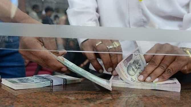 दोन बड्या सरकारी बँकांचा IFSC कोड बदलला, ग्राहकांसाठी महत्त्वाची सूचना