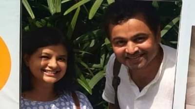 Subodh Bhave Vaccine | पत्नीसमवेत अभिनेता सुबोध भावेंनी घेतली कोरोनाची लस, चाहत्यांना केले आवाहन...