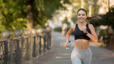 Health Tips | कामाच्या निमित्ताने सतत घराबाहेर राहावं लागतंय? मग, निरोगी राहण्यासाठी ‘या’ गोष्टींची काळजी घ्या...