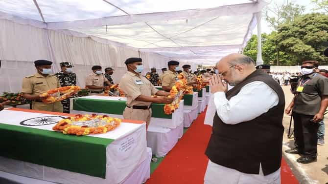 Chhattisgarh Naxal Attack : नक्षलवादी हल्ल्यातील शहीदांना श्रद्धांजली, बलिदान व्यर्थ जाणार नाही शाहांचा गर्भित इशारा