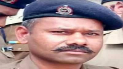 बदलापुरातील शहीद जवान सुनील शिंदेंवर अंत्यसंस्कार, शासकीय इतमामात मानवंदना न दिल्याने स्थानिक नाराज